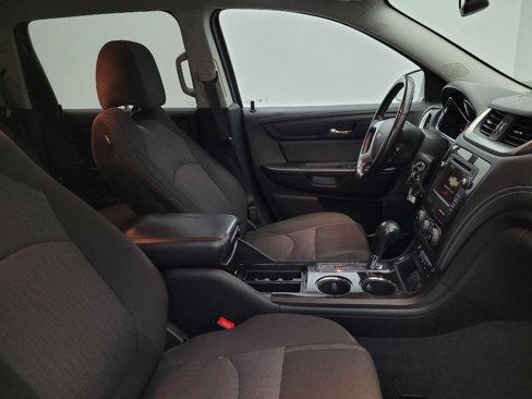 Used 2017 Chevrolet Traverse LT image 21