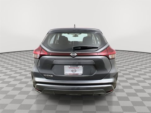 Certified 2025 Nissan Kicks Play S image 7