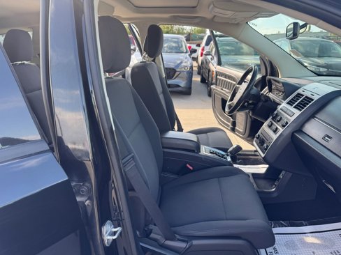 Used 2010 Dodge Journey SXT w/ Flexible Seating Group image 16
