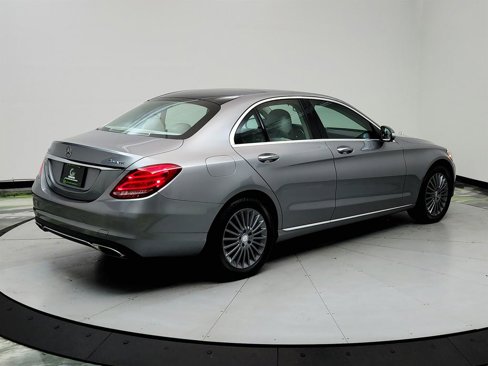 Used 2015 Mercedes-Benz C 300 4MATIC Sedan image 5