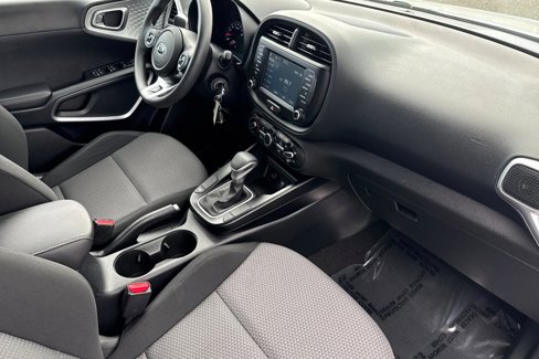 Used 2020 Kia Soul LX image 32