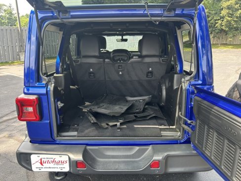 Used 2020 Jeep Wrangler Unlimited Sahara image 33