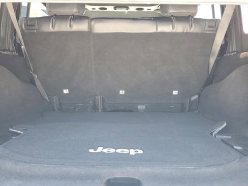 Used 2015 Jeep Wrangler Unlimited Sahara w/ Dual Top Group image 9