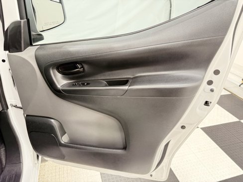 Used 2019 Nissan NV200 SV image 17