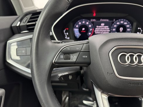 Used 2022 Audi Q3 2.0T Premium image 32