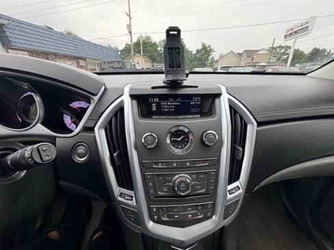 Used 2011 Cadillac SRX 2WD image 28