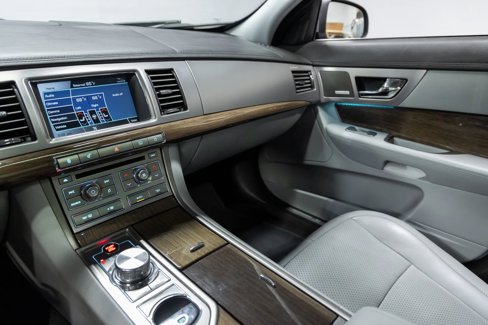 Used 2009 Jaguar XF Premium image 27