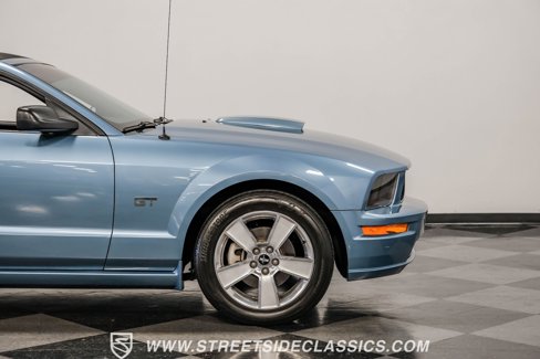 Used 2006 Ford Mustang GT image 29