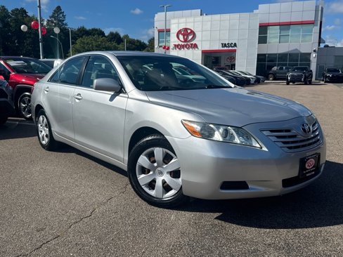 Used 2009 Toyota Camry LE image 1