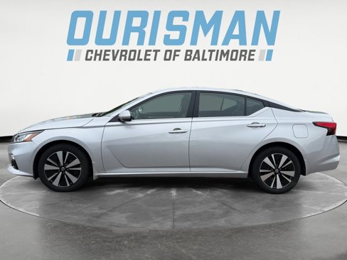 Used 2020 Nissan Altima 2.5 SV image 3
