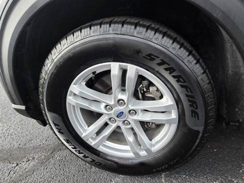 Used 2023 Ford Explorer XLT w/ Equipment Group 202A image 42