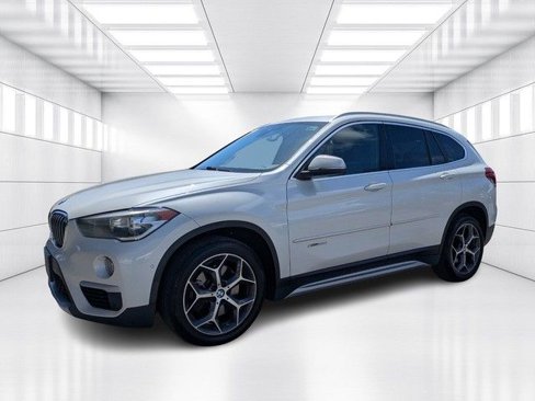 Used 2016 BMW X1 xDrive28i image 1