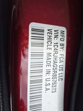 Used 2024 Jeep Grand Cherokee Altitude image 38