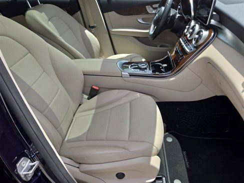 Used 2018 Mercedes-Benz GLC 300 image 16
