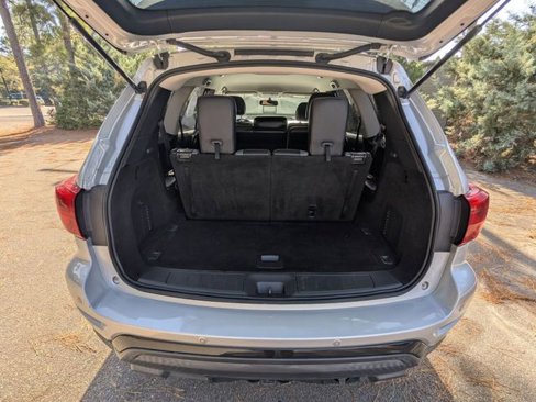 Used 2019 Nissan Pathfinder SV w/ Rock Creek Edition image 13