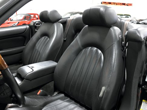 Used 2001 Jaguar XK8 Convertible image 62