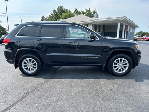 Used 2015 Jeep Grand Cherokee Laredo w/ Quick Order Package 23E image 2