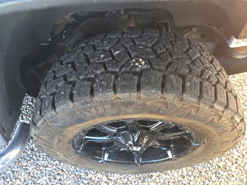 Used 2005 HUMMER H2 w/ Preferred Equipment Group image 37