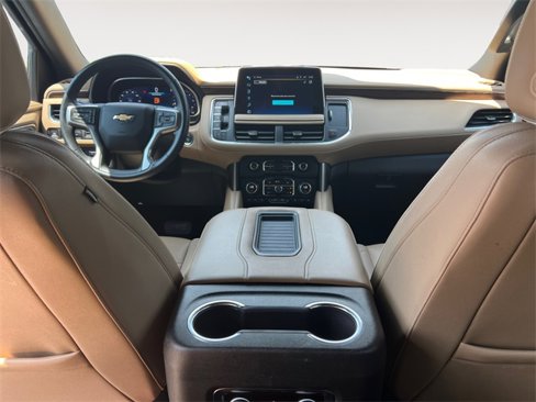 Used 2023 Chevrolet Suburban Premier image 10