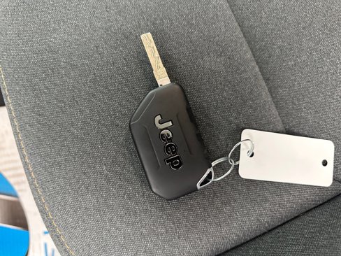 Used 2024 Jeep Wrangler Sport image 37