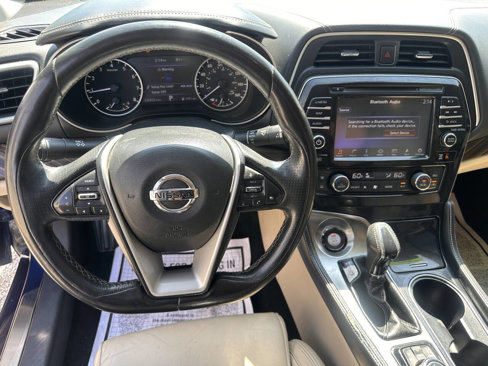 Used 2017 Nissan Maxima 3.5 SL image 11