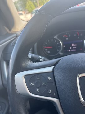Used 2022 GMC Terrain SLT image 20