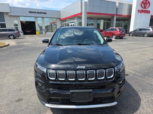 Used 2022 Jeep Compass Limited w/ Sun and Sound Group image 3