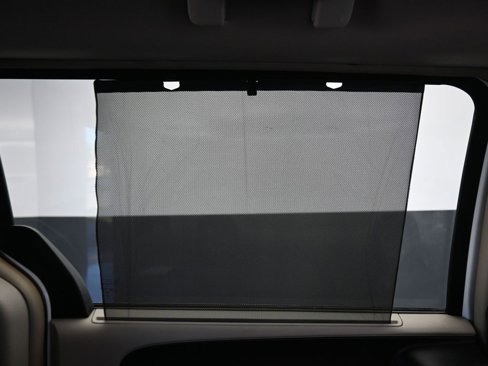 Used 2015 Chrysler Town & Country Touring-L w/ Driver Convenience Group image 49