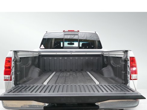 Used 2004 Nissan Titan SE image 15