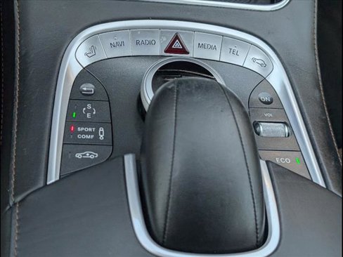 Used 2014 Mercedes-Benz S 550 Sedan image 16