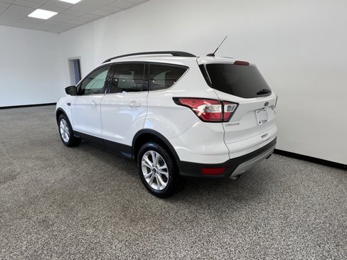 Used 2018 Ford Escape SE image 18