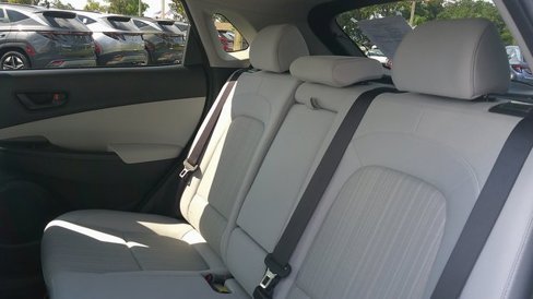 Certified 2023 Hyundai Kona SEL image 7