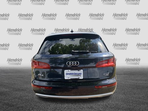 Used 2018 Audi Q5 2.0T Premium Plus w/ Premium Plus Package image 9