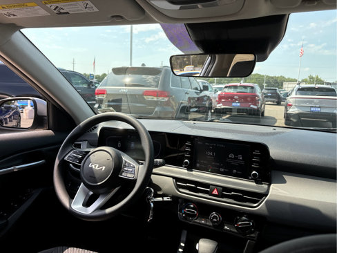 Used 2024 Kia Seltos LX image 25