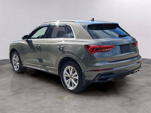Certified 2022 Audi Q3 2.0T Premium Plus w/ Premium Plus Package image 6