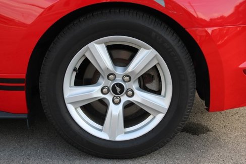 Used 2016 Ford Mustang Convertible image 34