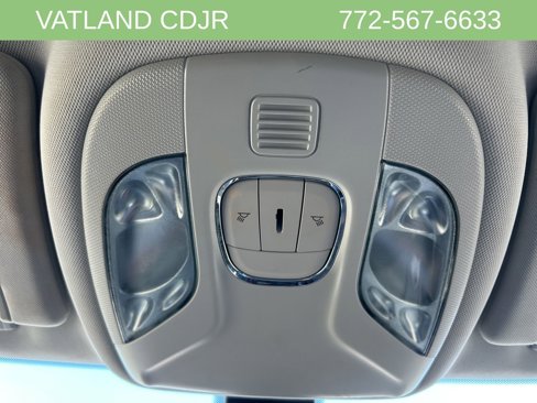 Certified 2021 Jeep Compass Latitude image 26