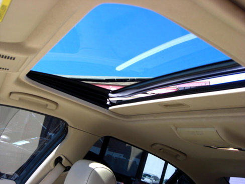 Used 2011 BMW 335i Sedan image 8