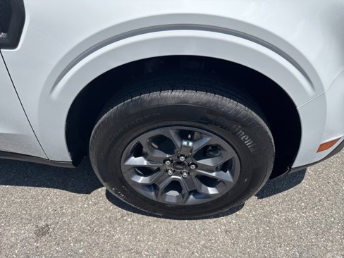 New 2025 Ford Maverick XLT w/ XLT Luxury Package image 26