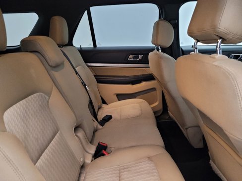 Used 2017 Ford Explorer FWD image 19