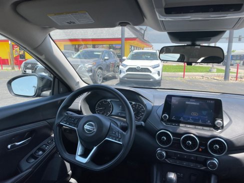Used 2023 Nissan Sentra SV image 32