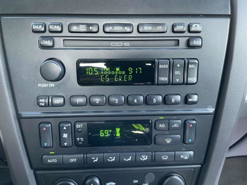 Used 2002 Ford Thunderbird image 24