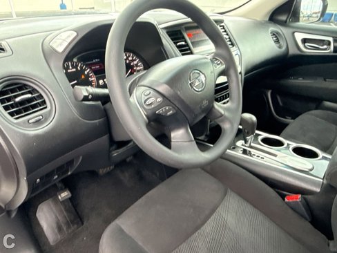 Used 2015 Nissan Pathfinder S image 10
