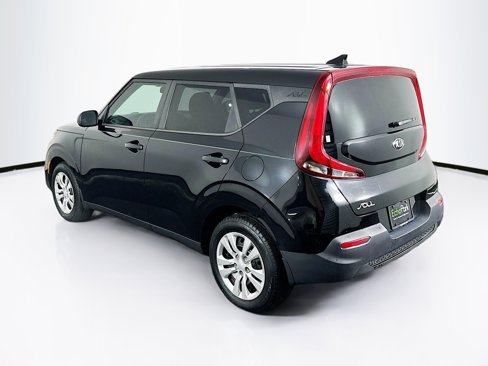 Used 2020 Kia Soul LX image 5