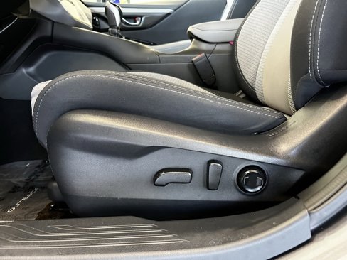 Certified 2025 Subaru Outback Premium image 20