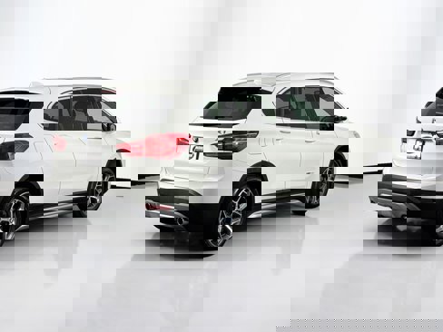 Used 2018 BMW X1 xDrive28i image 11