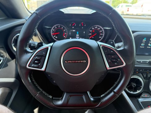 Used 2018 Chevrolet Camaro LT w/ RS Package image 11