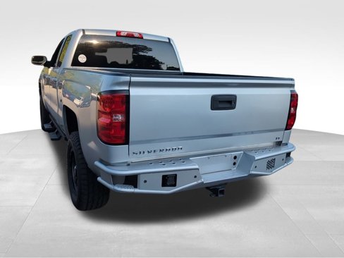 Used 2018 Chevrolet Silverado 1500 LT image 6