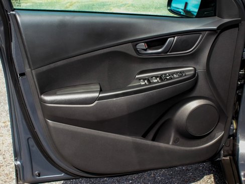 Used 2023 Hyundai Kona SEL image 8