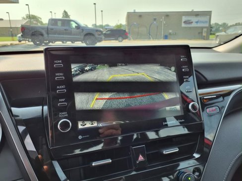 Used 2023 Toyota Camry XLE image 22